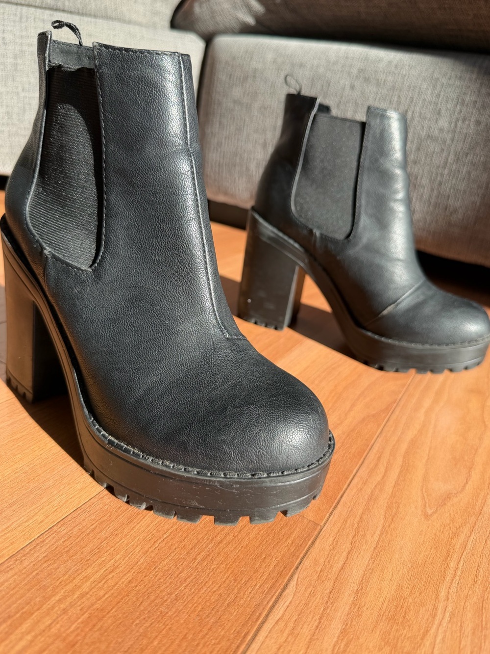 Black Platform Chelsea Block-Heel Boots